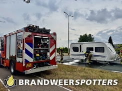 Voertuig in brand Hoogstraat in OOSTEIND