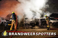 Voertuig in brand Pettelaar in Oosterhout