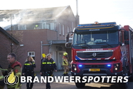 Boerderij in brand (middel brand) Groot Westerwijksestraat in Hilvarenbeek (+Video)