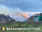 Buitenbrand (grote brand) industrie Middenweg in Moerdijk