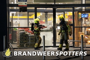 Winkel in brand Bouwmarkt Praxis Ringbaan-Zuid in Tilburg (+video)